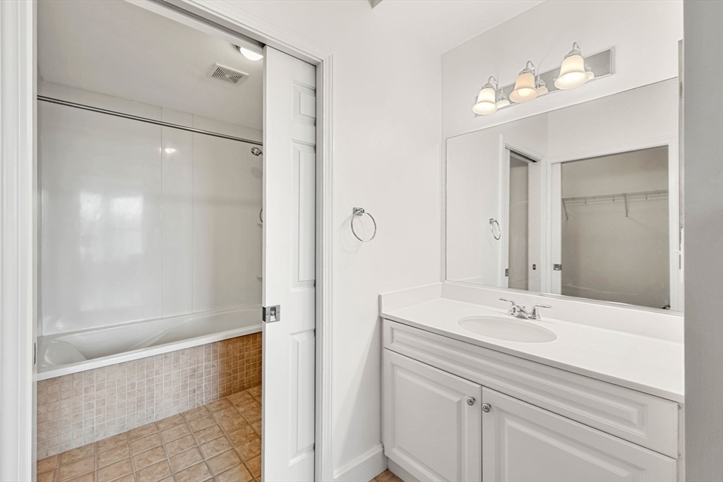 38 Village Road, Unit 202 Middleton, MA 01949 - Photo 23 of 42 Gallery Image 23