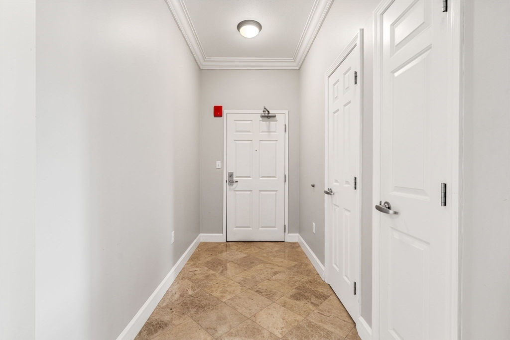38 Village Road, Unit 202 Middleton, MA 01949 - Photo 4 of 42 Gallery Image 4