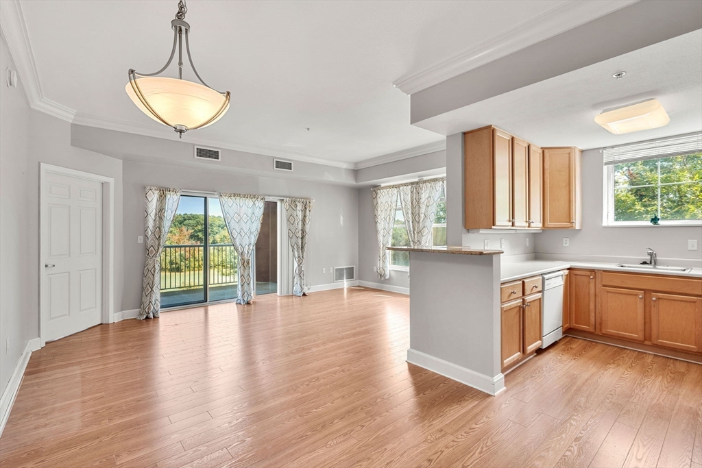 38 Village Road, Unit 202 Middleton, MA 01949 - Photo 5 of 42 Gallery Image 5