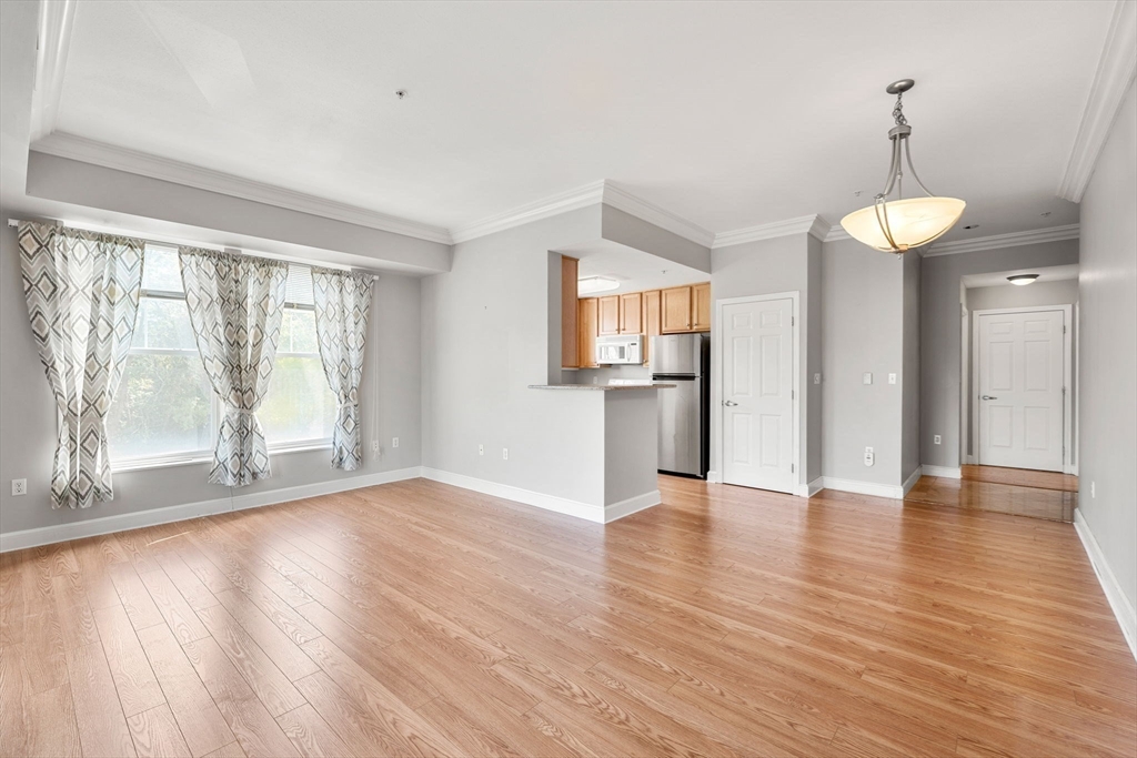 38 Village Road, Unit 202 Middleton, MA 01949 - Photo 6 of 42 Gallery Image 6