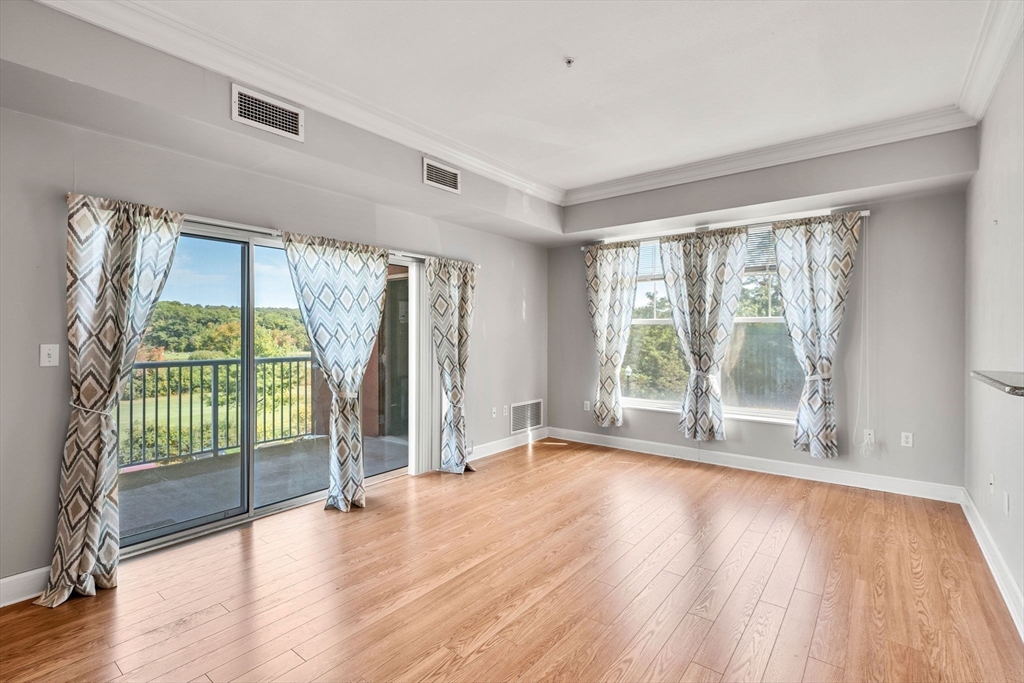 38 Village Road, Unit 202 Middleton, MA 01949 - Photo 8 of 42 Gallery Image 8
