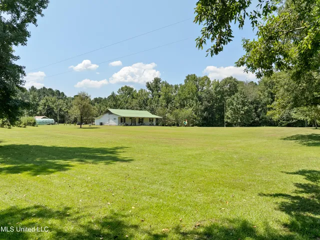 $275,000 | 181 County Road 1830, Pachuta, MS 39347