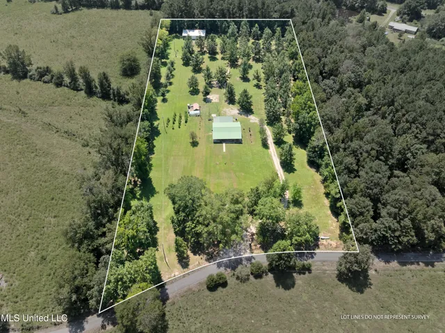$275,000 | 181 County Road 1830, Pachuta, MS 39347