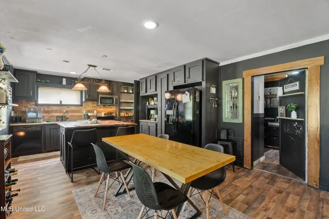 $275,000 | 181 County Road 1830, Pachuta, MS 39347