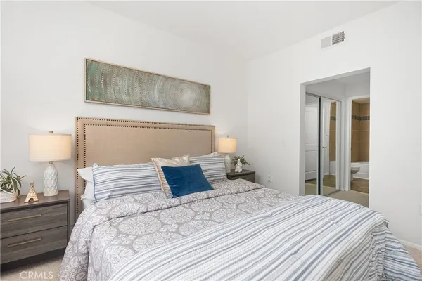 $788,000 | 1308 Scholarship, Irvine, CA 92612