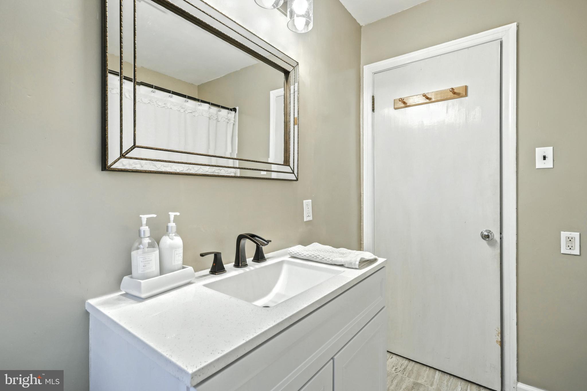 1174 Southern Road York, PA 17403 - Photo 14 of 37 Gallery Image 14
