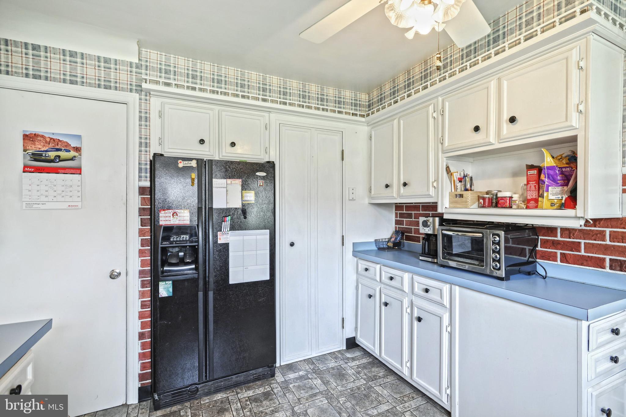 1174 Southern Road York, PA 17403 - Photo 20 of 37 Gallery Image 20