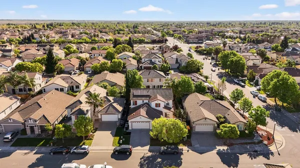 $620,000 | 5706 Tres Piezas Drive, Sacramento, CA 95835