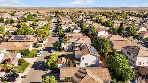$620,000 | 5706 Tres Piezas Drive, Sacramento, CA 95835