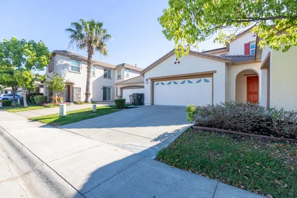 $620,000 | 5706 Tres Piezas Drive, Sacramento, CA 95835