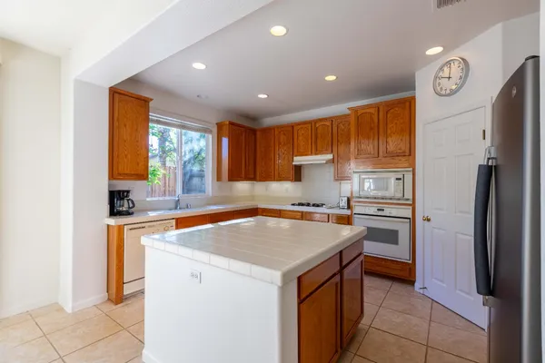 $620,000 | 5706 Tres Piezas Drive, Sacramento, CA 95835