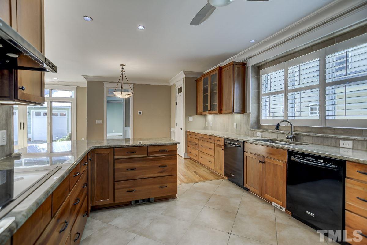 712 Latta Street Raleigh, NC 27607 - Photo 10 of 25