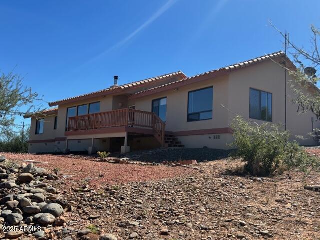 a house view with a outdoor space