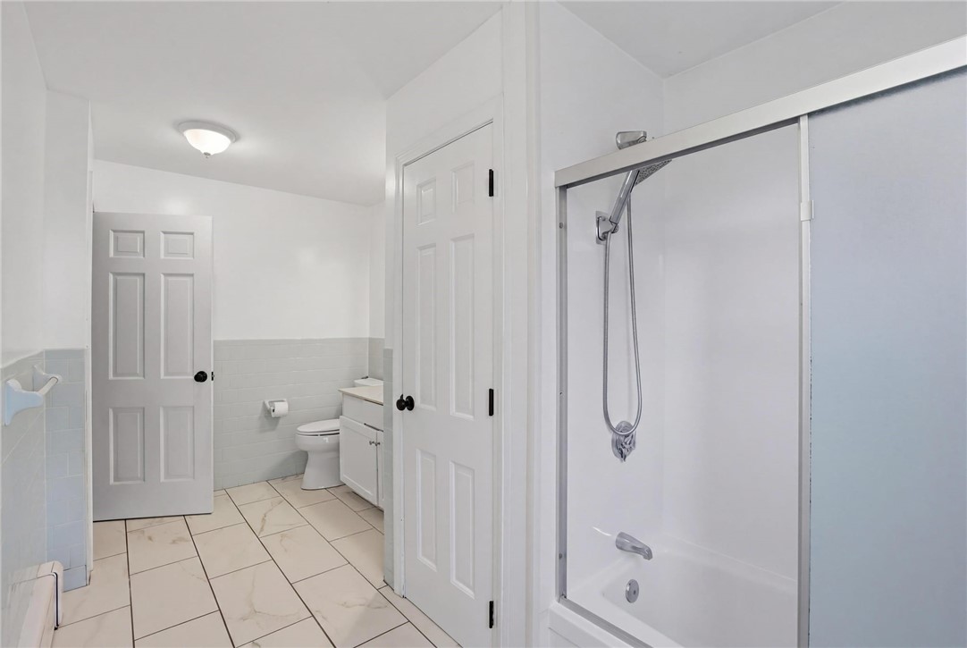 18 Loring Road Bristol, RI 02809 - Photo 26 of 38