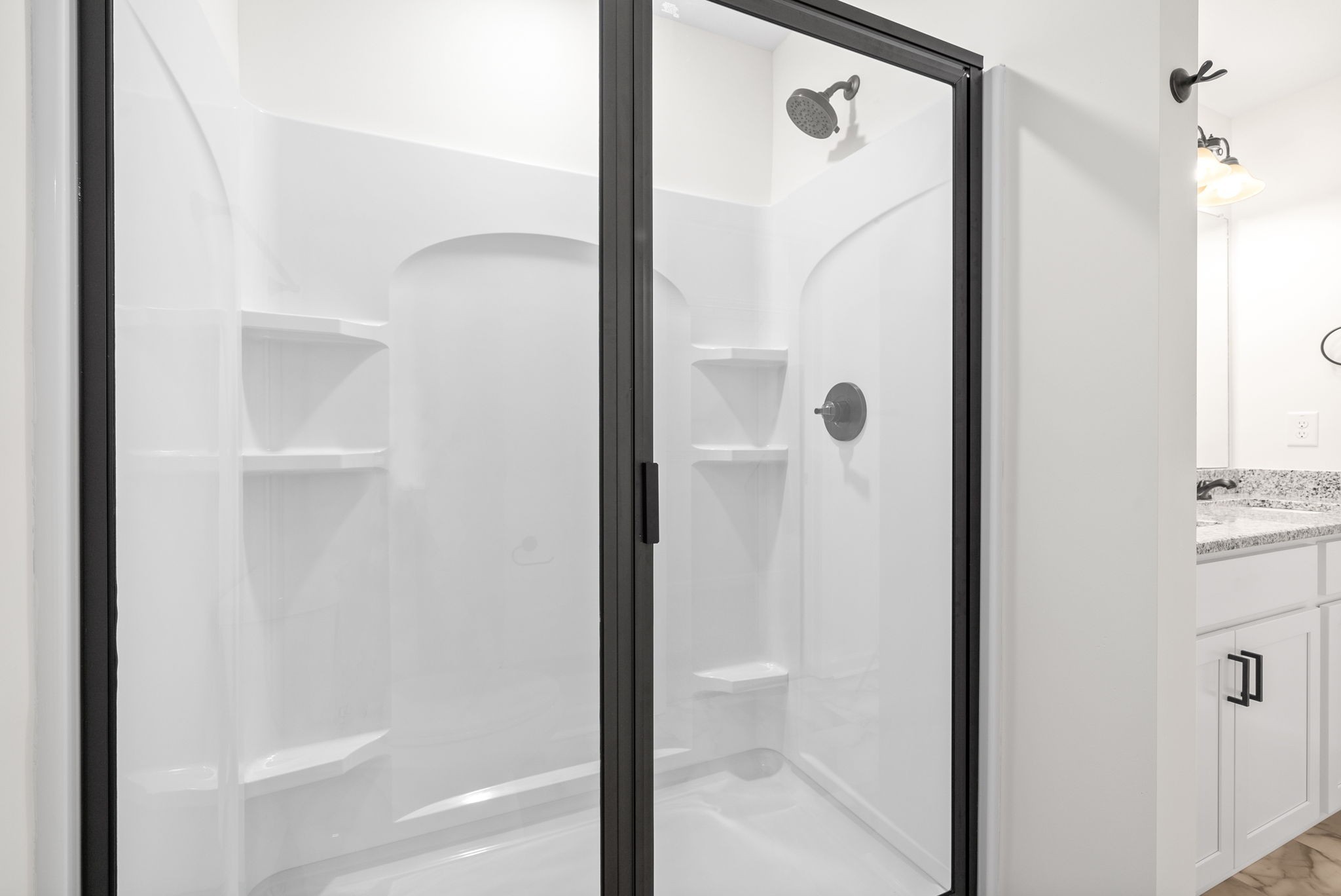 148 Quarry Rdg Road Clarksville, TN 37043 - Photo 24 of 37 a bathroom with a shower