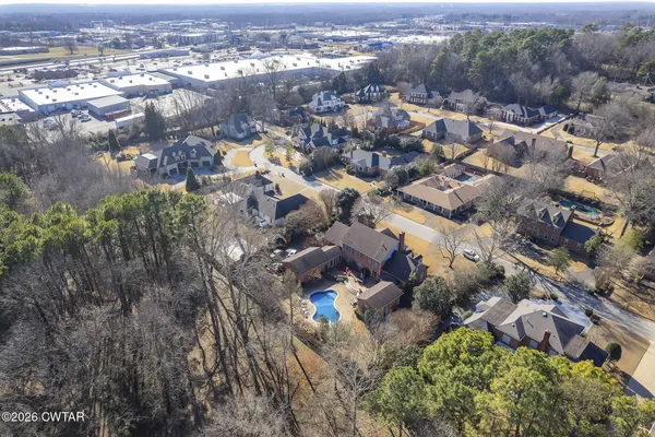 $949,000 | 139 Windemere Circle, Jackson, TN 38305