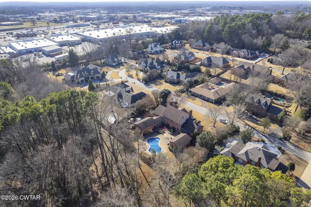 $949,000 | 139 Windemere Circle, Jackson, TN 38305