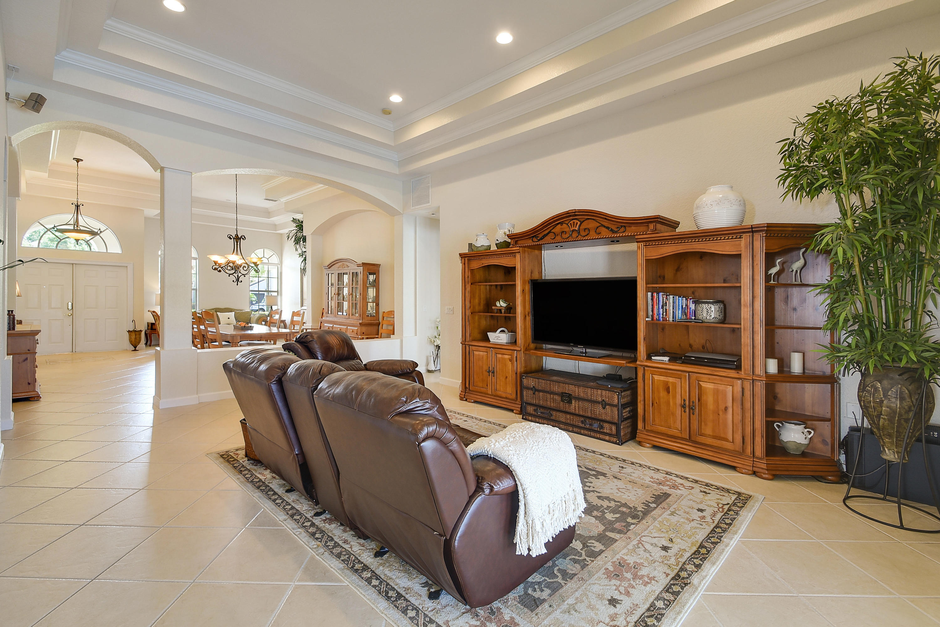 7209 Serrano Terrace Delray Beach, FL 33446 - Photo 24 of 46 Family Room