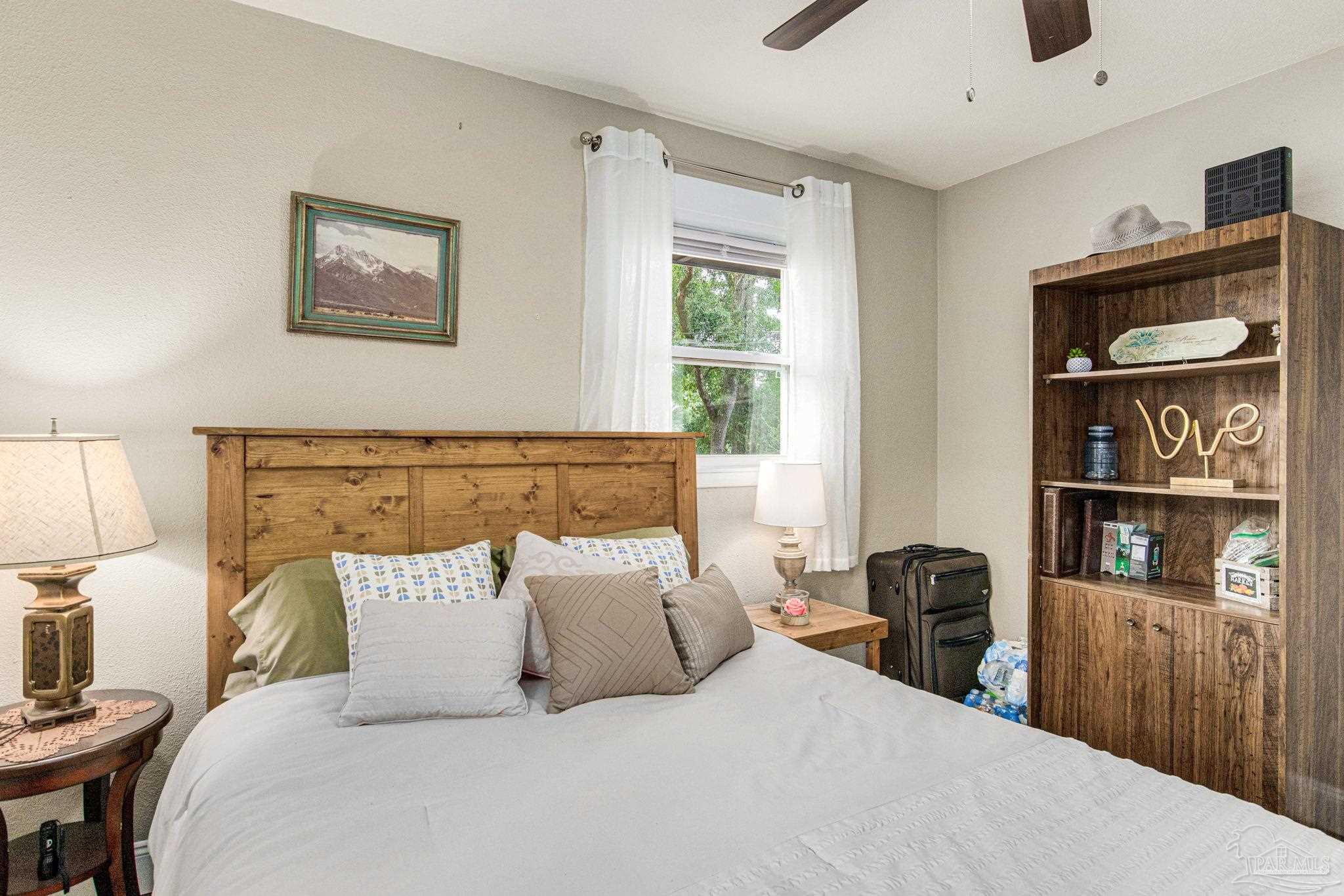 1461 Gamarra Road Pensacola, FL 32503 - Photo 20 of 46 Gallery Image 20