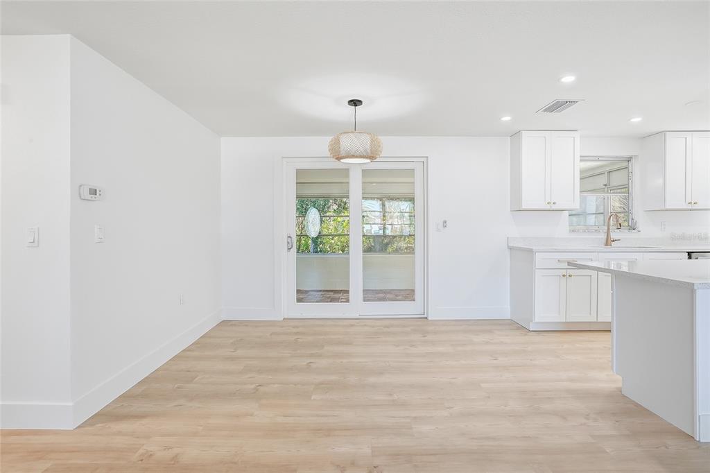 4860 Shell Stream Boulevard New Port Richey, FL 34652 - Photo 8 of 46