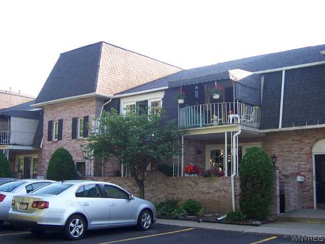4593 Chestnut Ridge Road, Unit 5 Amherst, NY 14228 - Photo 1 of 1 Exterior Front