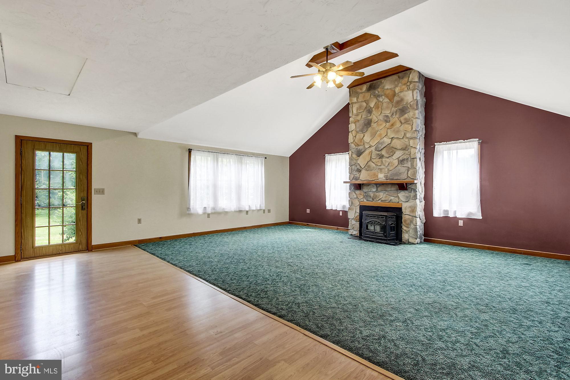 209 Hunterstown Road Gettysburg, PA 17325 - Photo 5 of 27