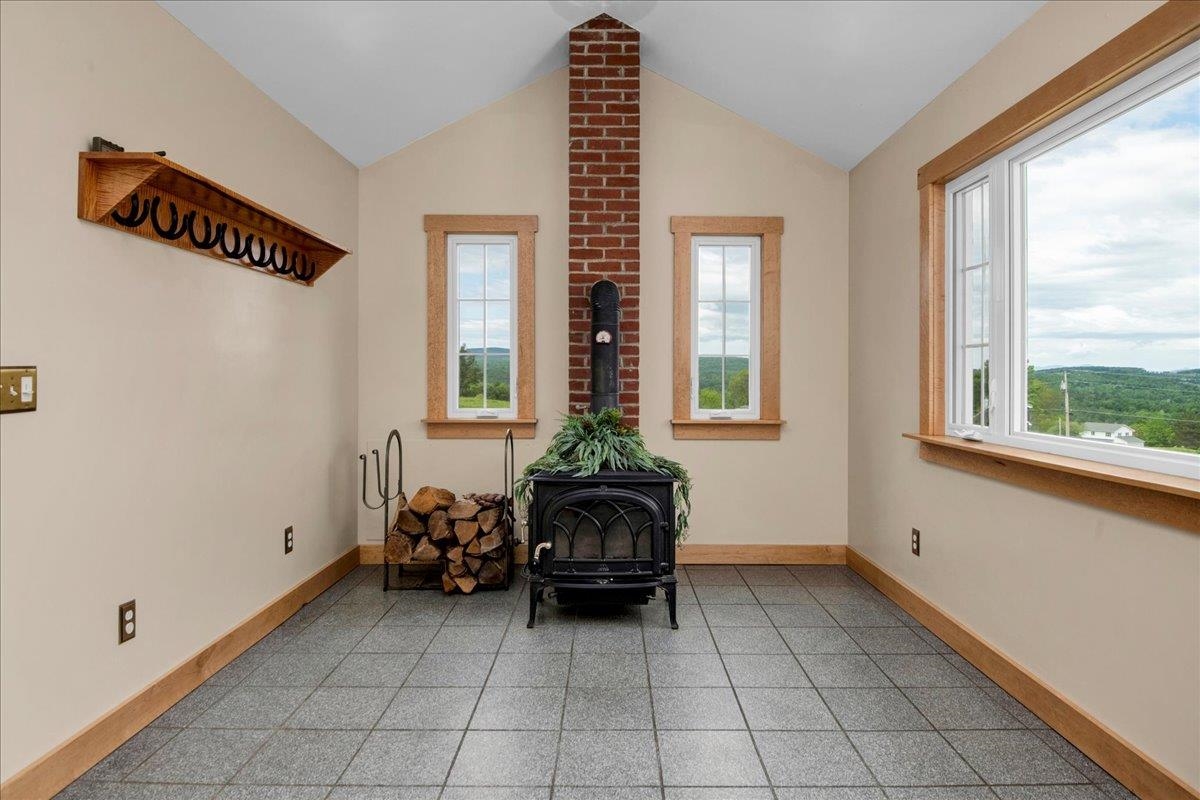 64 Peloquin Road Barre Town, VT 05654 - Photo 11 of 49