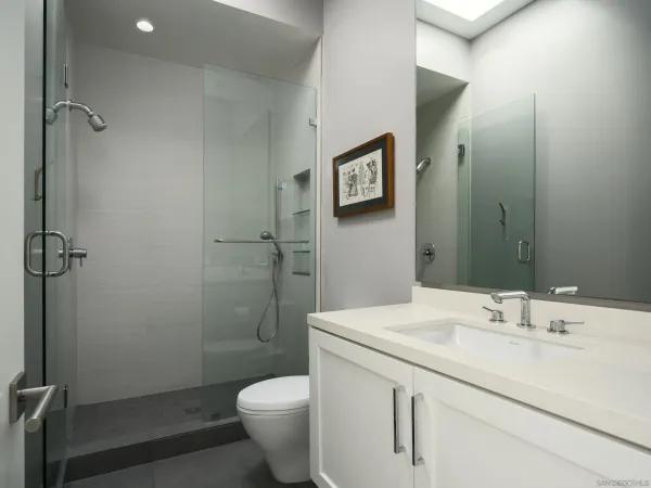 $4,295,000 | 8835 Robinhood Lane, San Diego, CA 92037