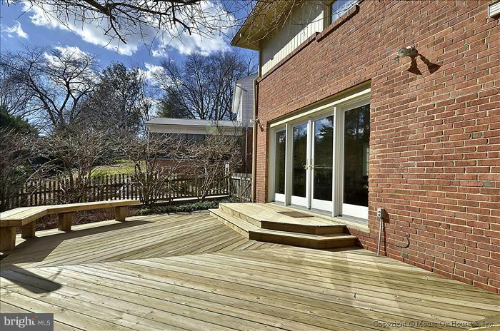 5606 Knollwood Road Bethesda, MD 20816 - Photo 16 of 29 Exterior (Rear)