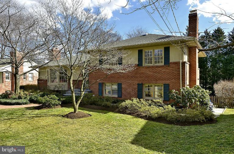 5606 Knollwood Road Bethesda, MD 20816 - Photo 29 of 29 Exterior (Front)
