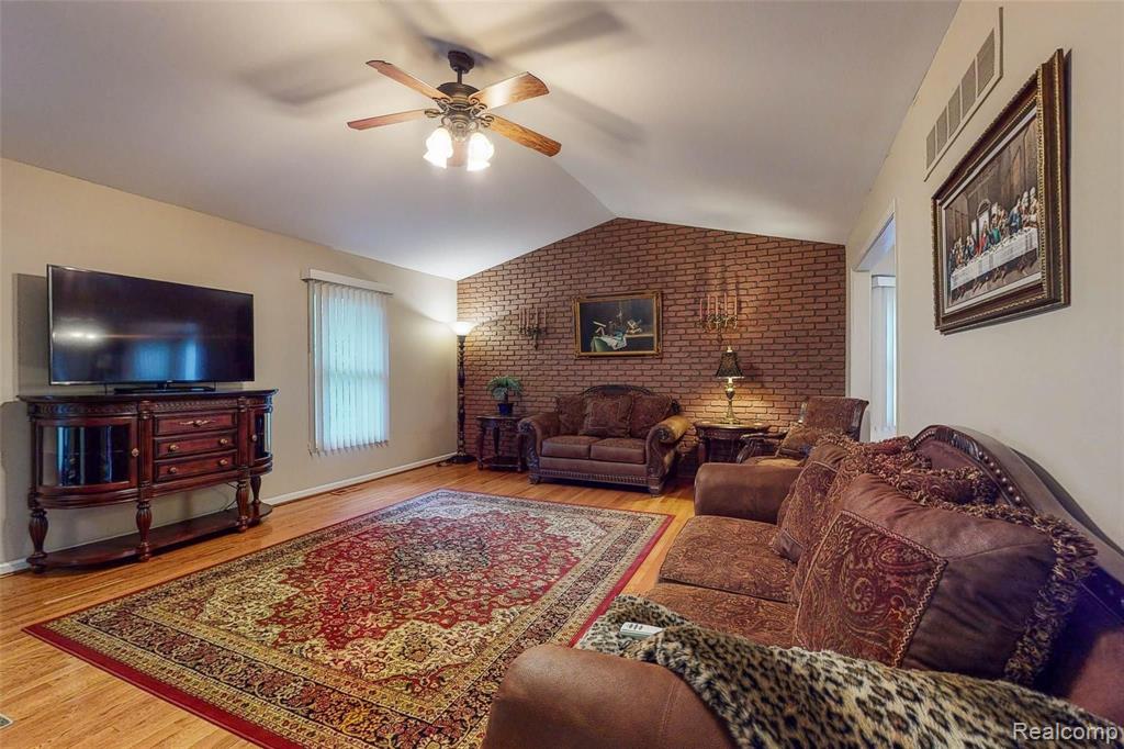 5520 Lowe Road Fowlerville, MI 48836 - Photo 30 of 86