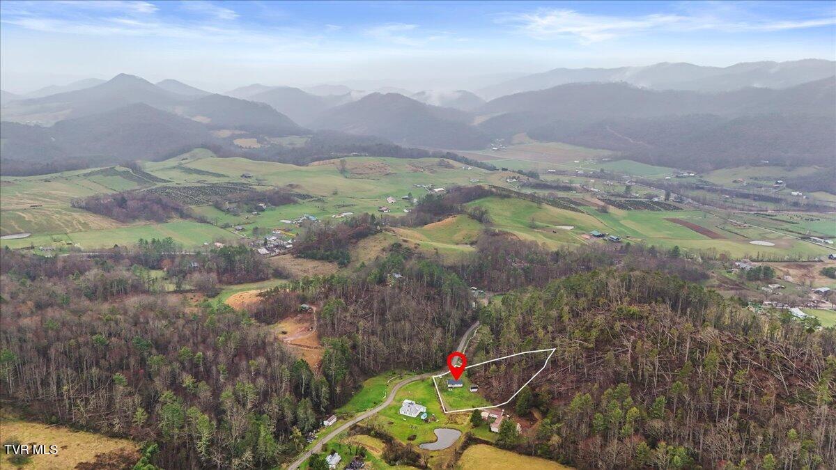 1301 Slimp Branch Road Mountain City, TN 37683 - Photo 11 of 35 04-DJI_20230724071817_0278_D