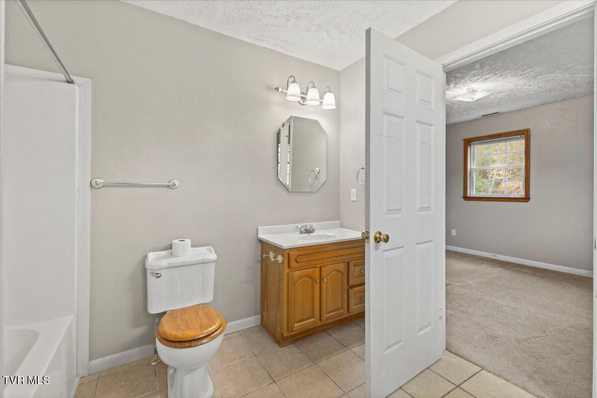 1301 Slimp Branch Road Mountain City, TN 37683 - Photo 31 of 35 14-128A7146