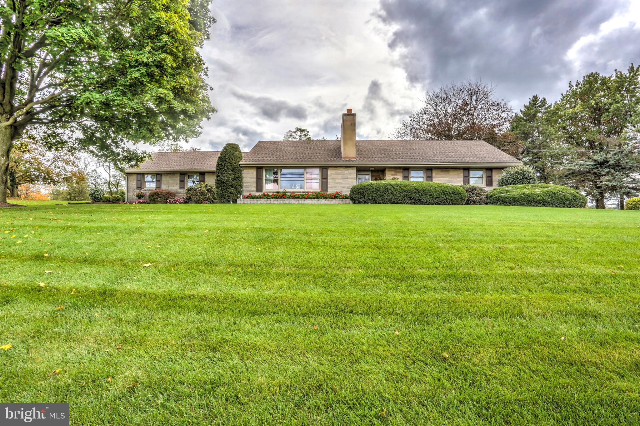 528 Georgetown Road Ronks, PA 17572 - Photo 1 of 52