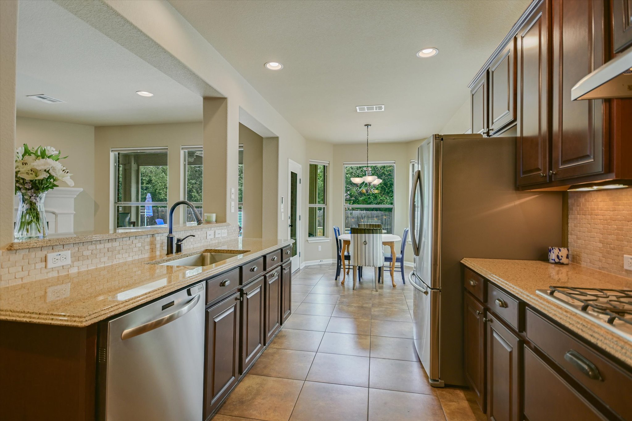 12312 Montclair Bend Austin, TX 78732 - Photo 8 of 40