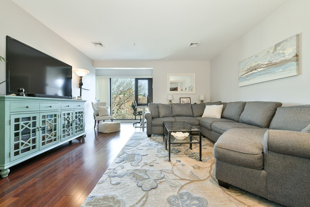 533 Cambridge Street, Unit 405 Boston, MA 02134 - Photo 9 of 17