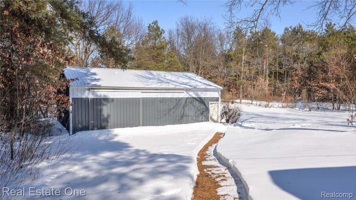 1210 Middle Road Highland, MI 48357 - Photo 66 of 72 deleted_53.jpg