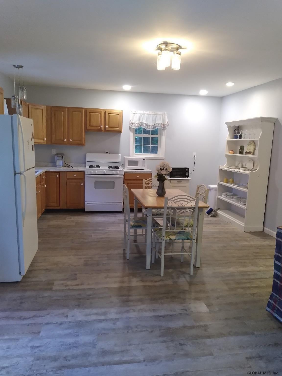 17 Ashcroft Road Edinburg, NY 12835 - Photo 5 of 12 Photo 5