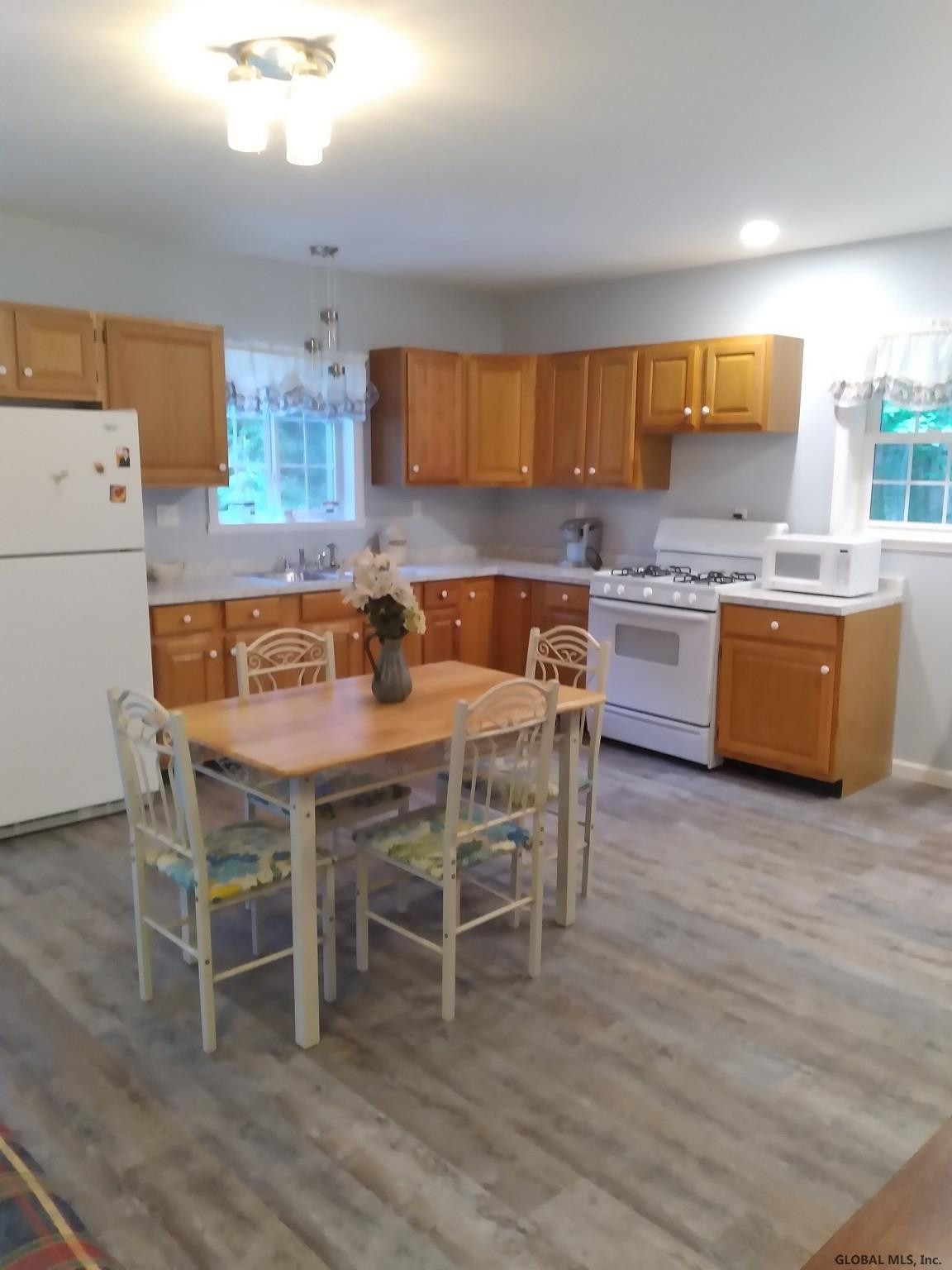 17 Ashcroft Road Edinburg, NY 12835 - Photo 6 of 12 Photo 6