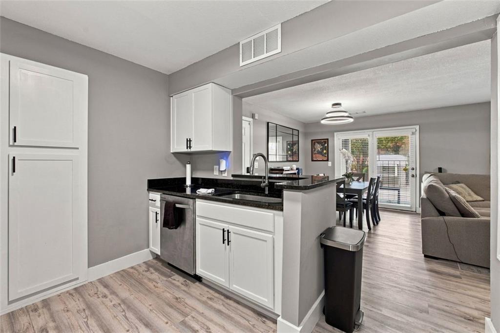 2657 Lenox Road Northeast, Unit A1 Atlanta, GA 30324 - Photo 9 of 25 Gallery Image 9