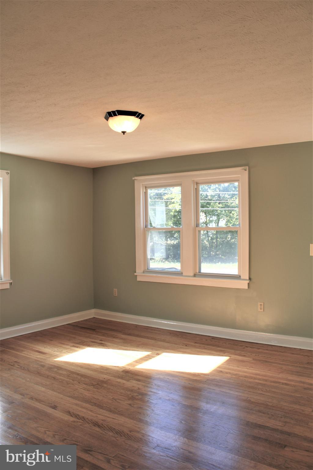 14400 Winchester Road Southwest Cresaptown, MD 21502 - Photo 14 of 29 Living Room View 2