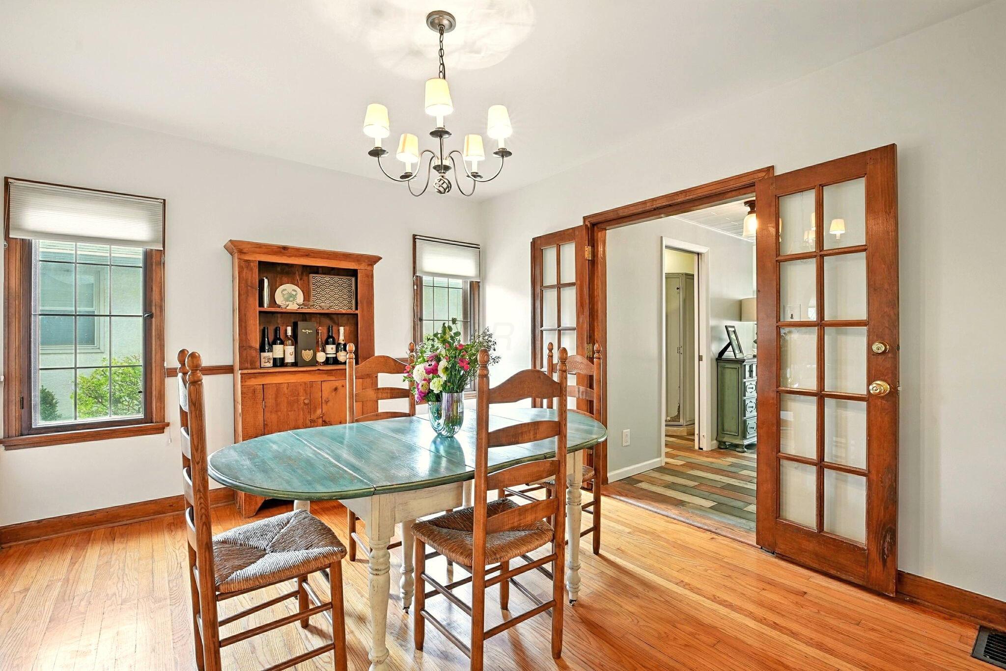95 South Stanwood Road Columbus, OH 43209 - Photo 13 of 48 Dining