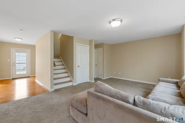 $375,000 | 185 West Street, Unit 4, Southington, CT 06479