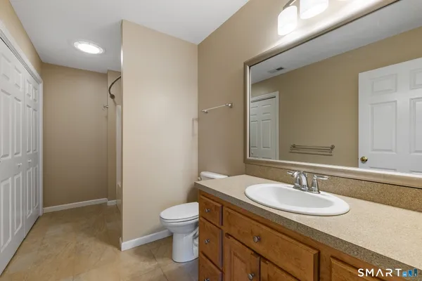 $375,000 | 185 West Street, Unit 4, Southington, CT 06479