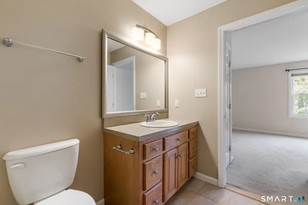 $375,000 | 185 West Street, Unit 4, Southington, CT 06479