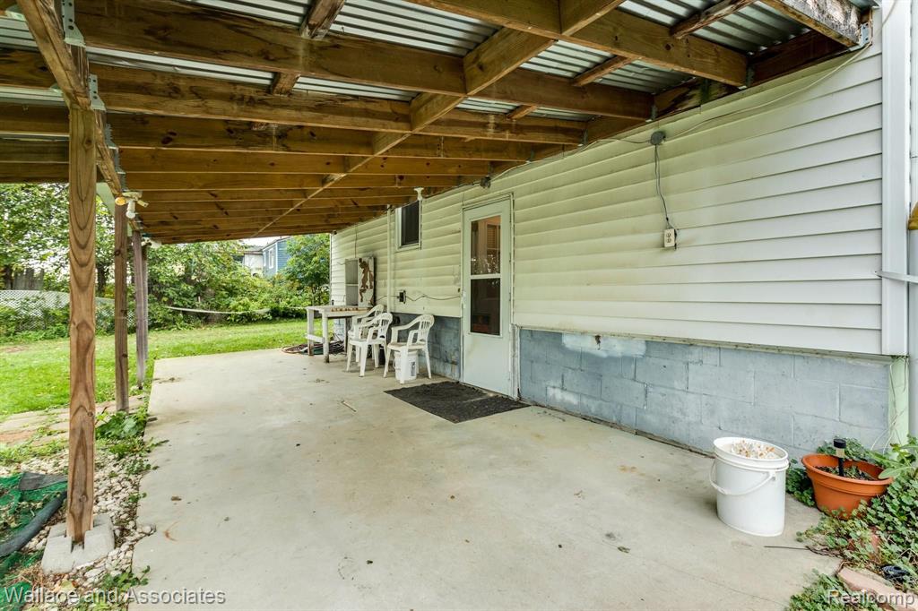 246 South Loree Road Carsonville, MI 48419 - Photo 15 of 43