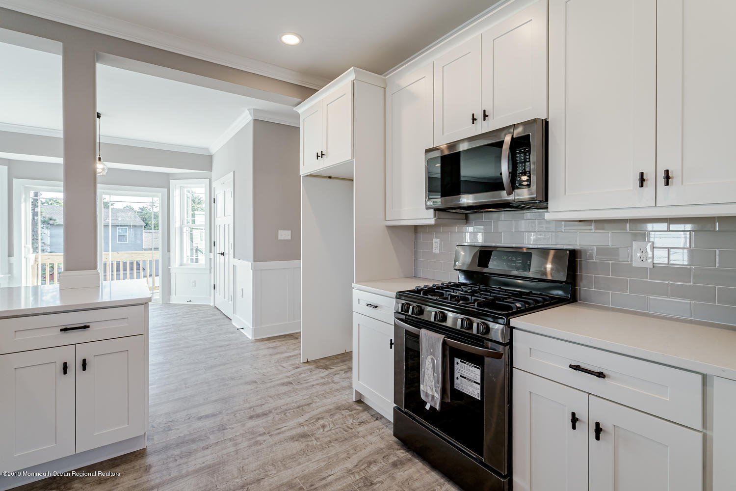 232 Commodore Road Manahawkin, NJ 08050 - Photo 13 of 31 232 Commodore Rd Manahawkin NJ-large-016