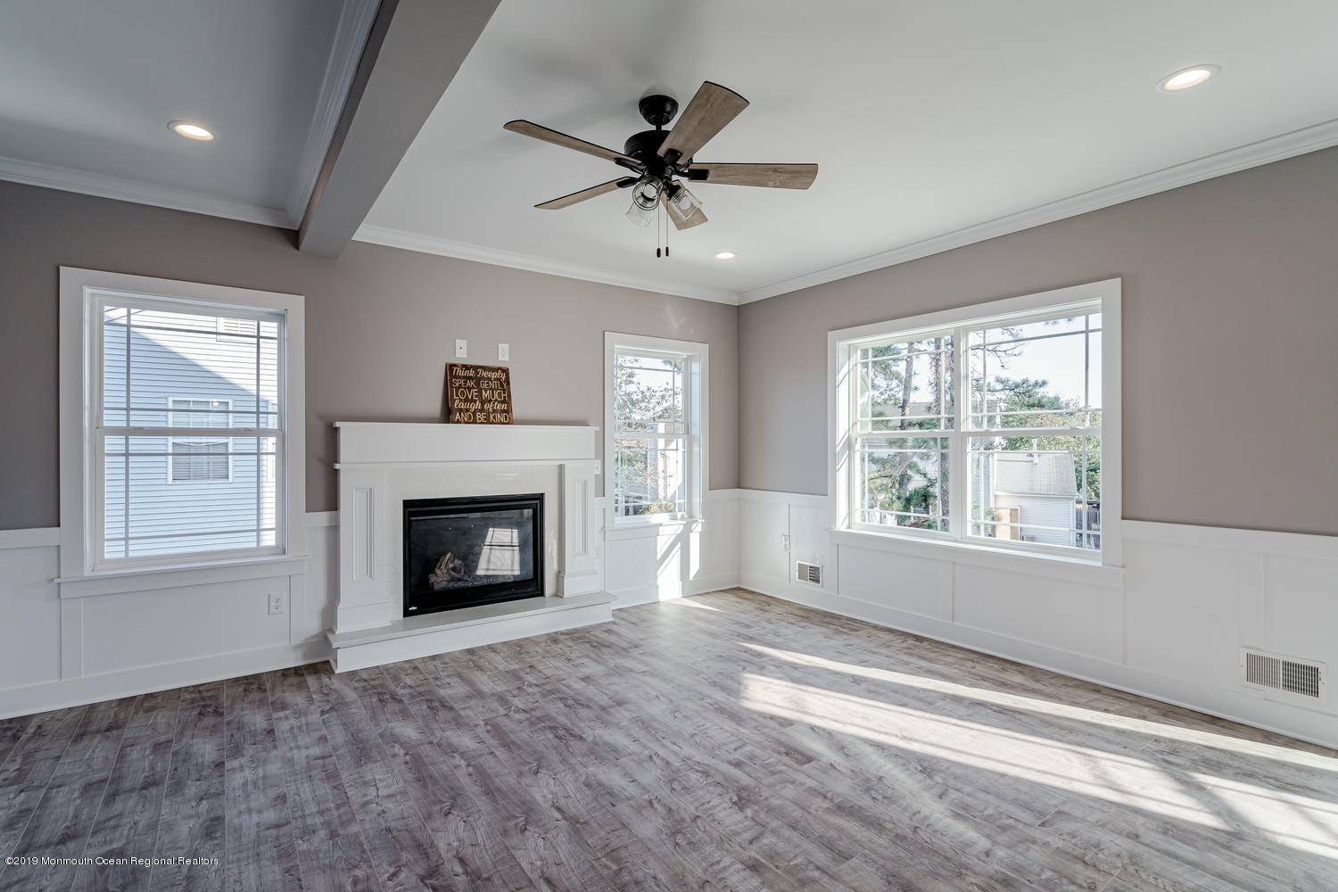 232 Commodore Road Manahawkin, NJ 08050 - Photo 20 of 31 232 Commodore Rd Manahawkin NJ-large-023