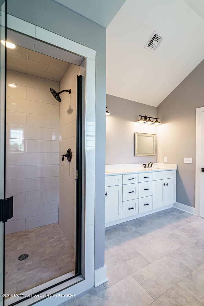 232 Commodore Road Manahawkin, NJ 08050 - Photo 26 of 31 232 Commodore Rd Manahawkin NJ-large-031