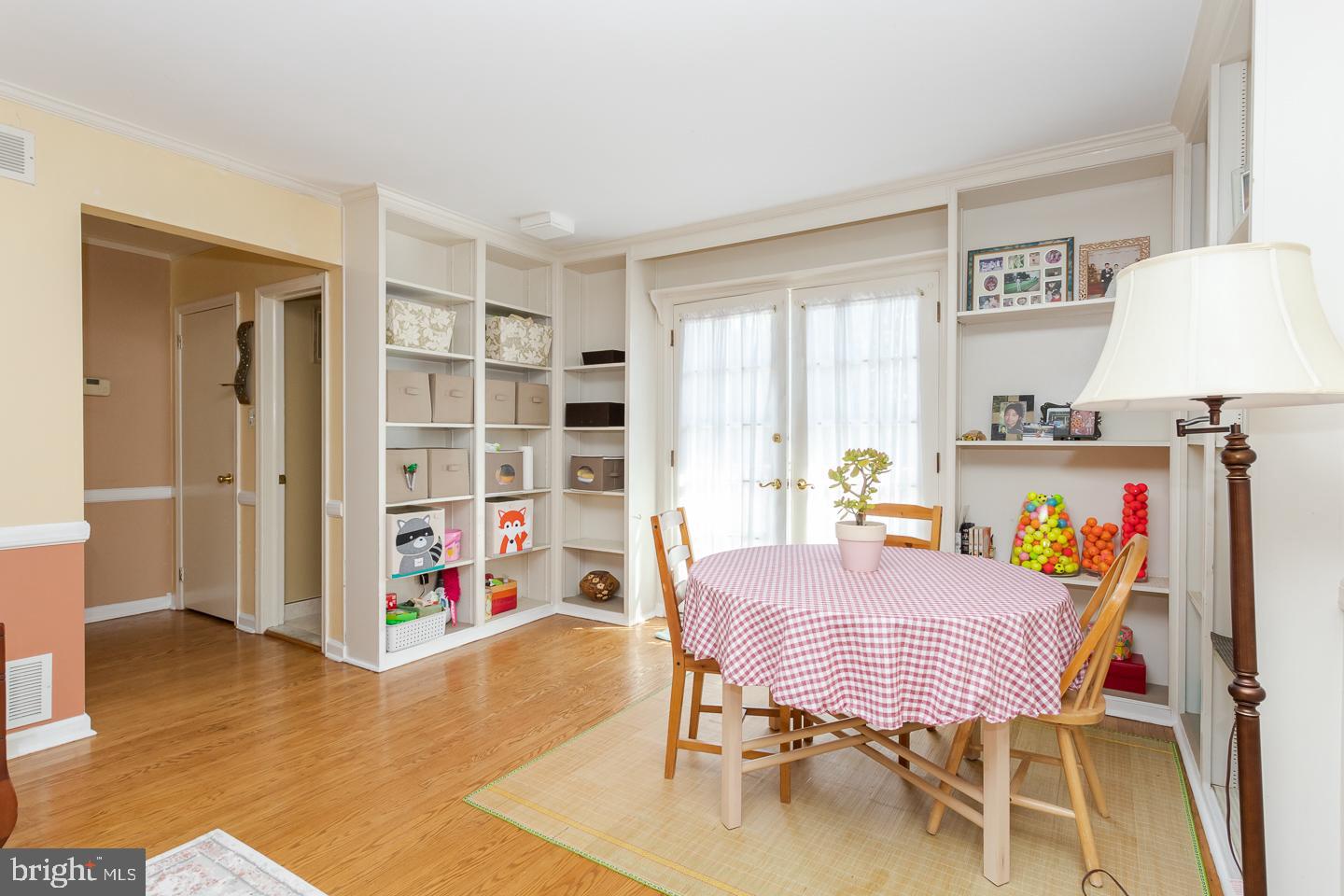 123 Ellis Road Willow Grove, PA 19090 - Photo 8 of 51 Gallery Image 8